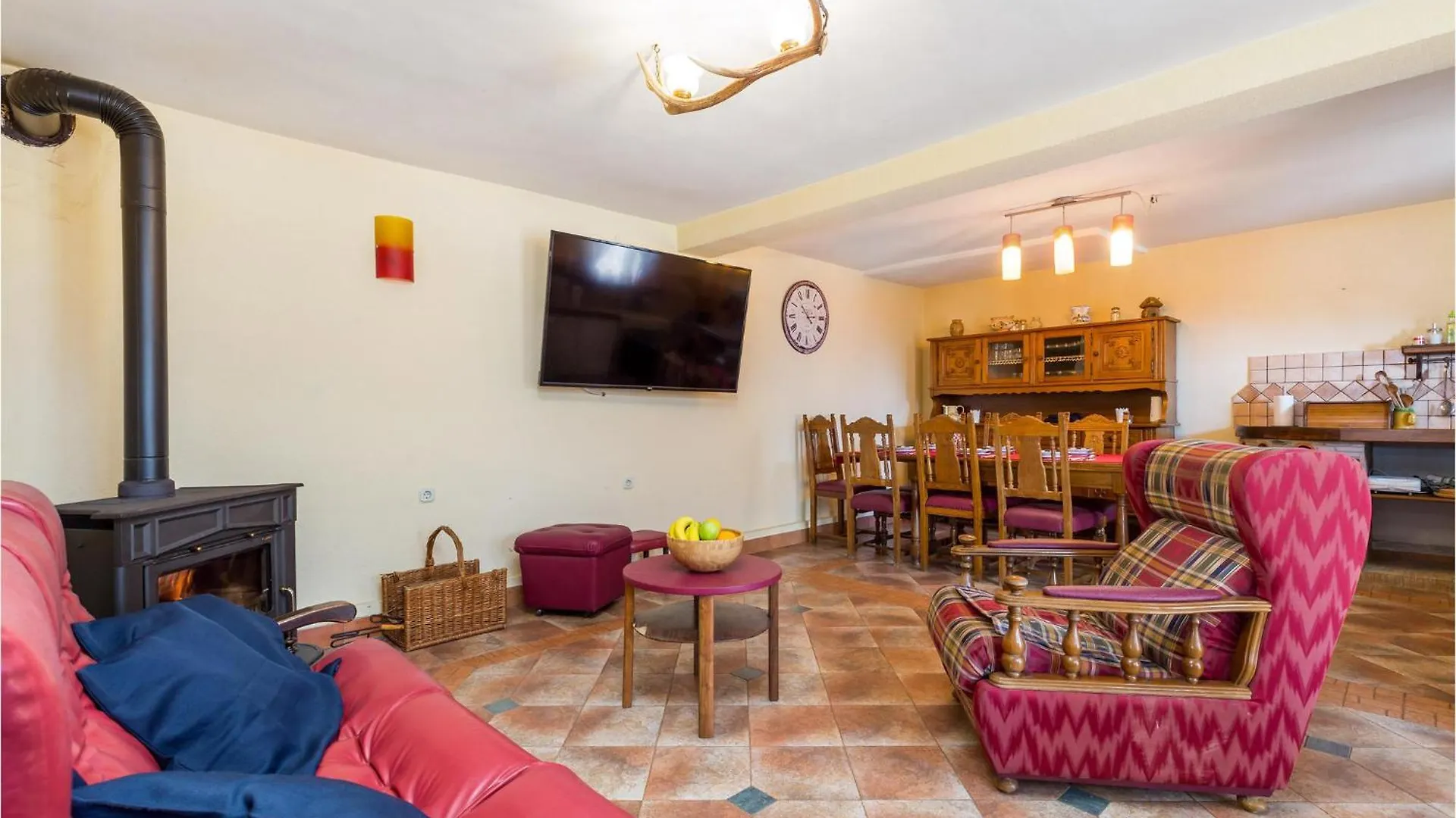 Amazing Home In Vrbovsko With Kitchen Holiday home
